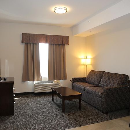Prairie Moon Inn & Suites Macklin 외부 사진